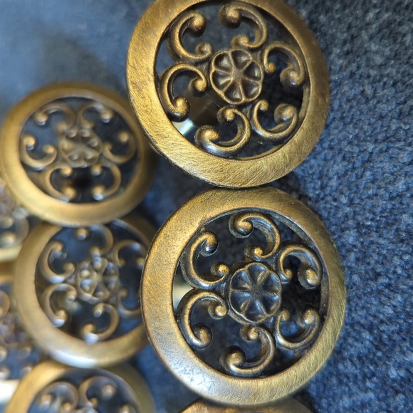 Set of 8 Mid Century Modern Brass Furniture Pulls - Picture 3 of 7